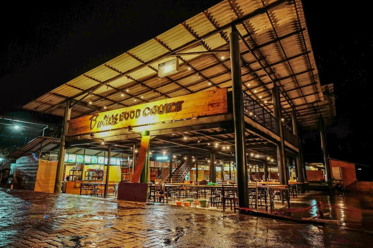 Zen Rooms B Walk Batu Malang Eksteriør billede