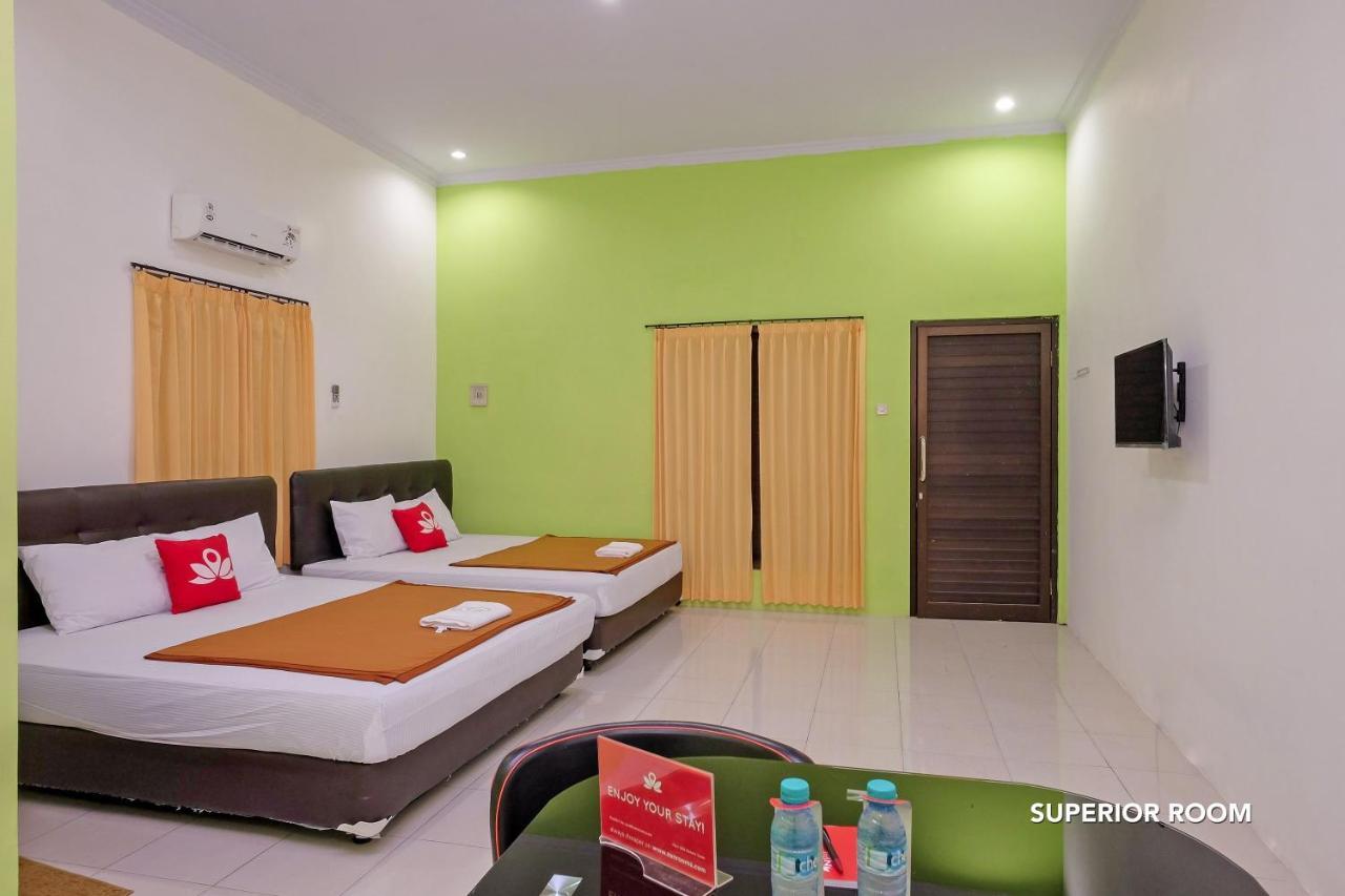 Zen Rooms B Walk Batu Malang Eksteriør billede